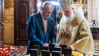 Парламентарната група на ГЕРБ СДС скочи на решението на правителството на