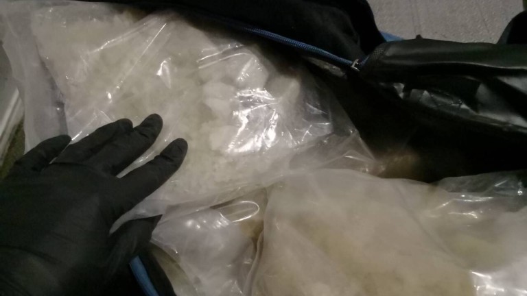 Хасковските полицаи заловиха 1 кг хероин