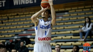 Българският баскетболист Борислав Младенов се завърна в Италия Синът на