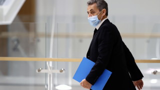 Бившият френски президент Никола Саркози изрази намерение да се бори
