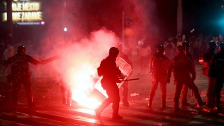 Протестираща студентка Николина Синджелич свидетелства публично срещу командира