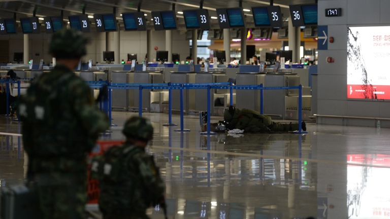 Взрив на летище в Шанхай, четирима души са ранени