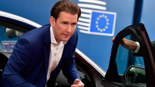 При дълги преговори ден и нощ е доста обичайно да