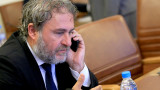 Боил Банов проверява антиките на фондация "Тракия"