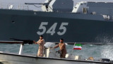 Кораб на САЩ стреля предупредително към катери на Иран