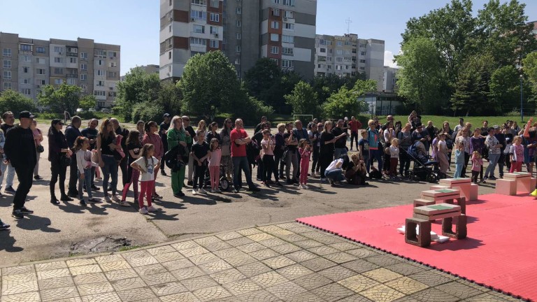 Спортен празник в Люлин за поредна година събра много деца и родители 