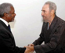 "100 часа с Фидел" подарява Кастро на Анан
