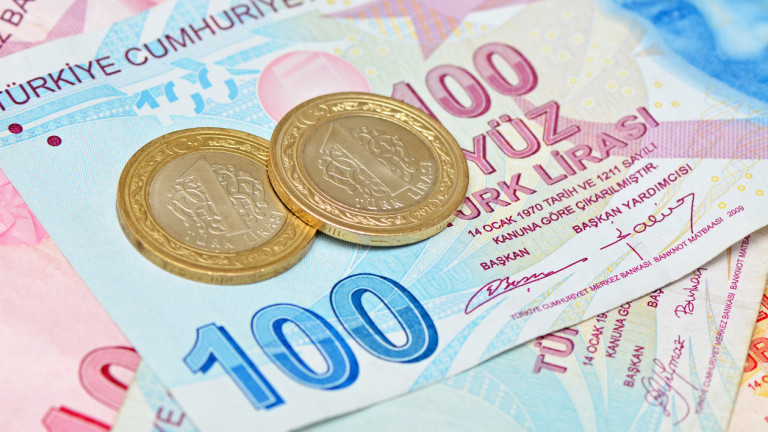 През ноември инфлацията в Турция отчете 12,98% в годишно изражение,