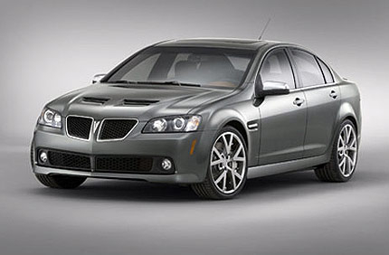 Показаха снимки на новия Pontiac G8