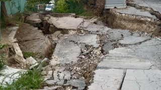 ВиК - Варна: Невъзможно е водопроводна авария да е причинила свлачището в "Аспарухово"