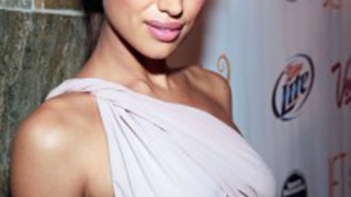 Бийбър иска да мачка чаршафите с кака Ирина Шейк