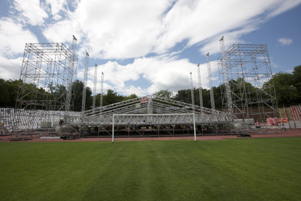 80 тона стомана за сцената на Judas и Whitesnake