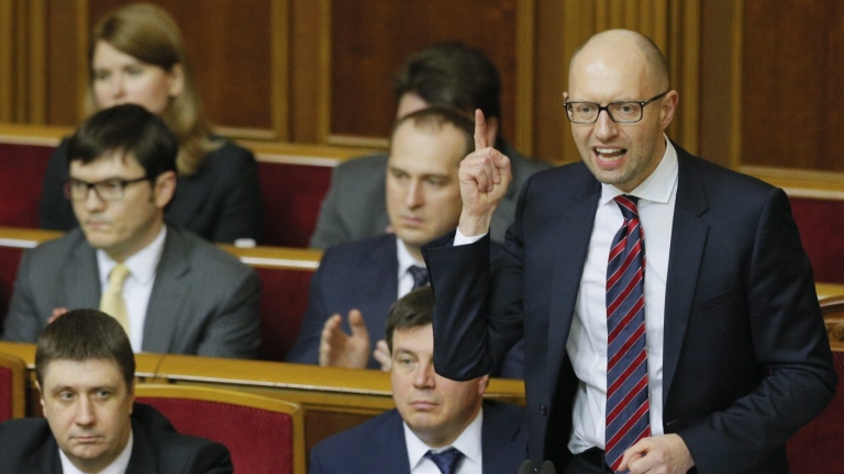 Яценюк загуби парламентарното си мнозинство