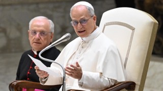 Папа Лъв отправи спешен призив към световните лидери да сложат