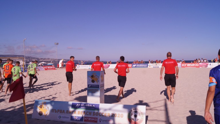 Без държавно първенство и национален отбор по плажен футбол през 2022 година?
