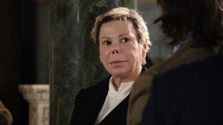 Калина Сакскобургготска стана поредната популярна личност задържана за шофиране в