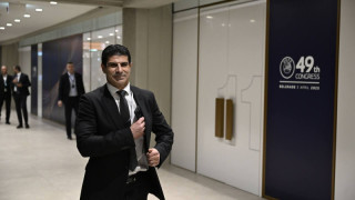 Президентът на Българския футболен съюз Георги Иванов Гонзо изгледа на живо