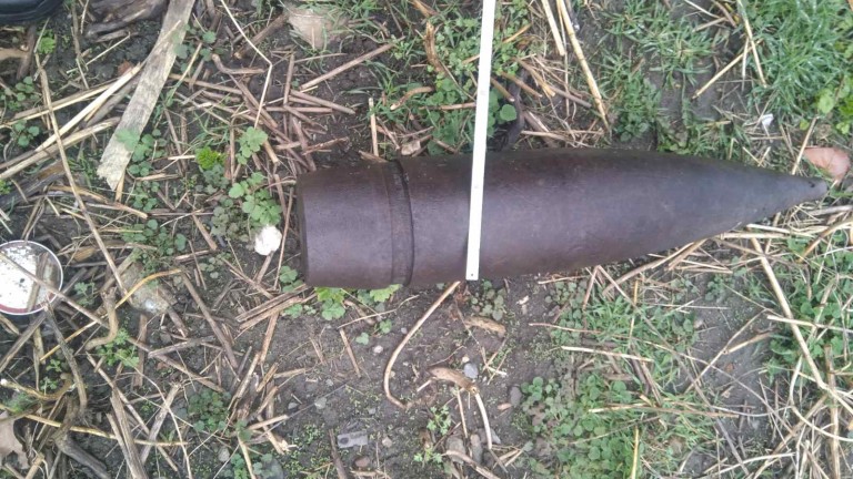 Унищожиха невзривен боеприпас в град Крън, съобщават от Министерството на