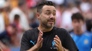 Роберто Де Дзерби бе освободен от поста старши треньор в Олимпик