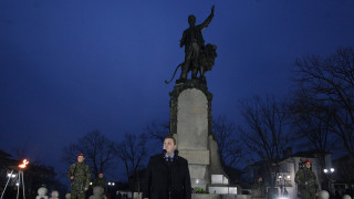 Жители и гости на Карлово сред които и висши военни