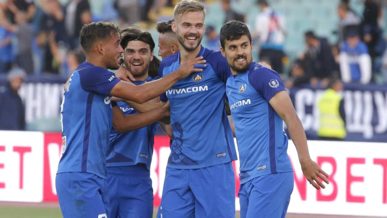 Холмар Ейолфсон вече е в София