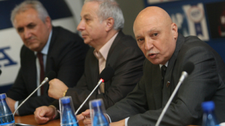 Обявиха Сакскобургготски за "мерцедес, затънал в политическата ни кал"