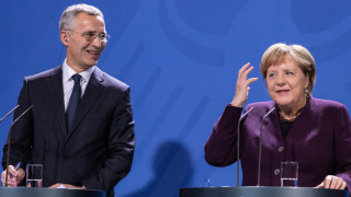 Меркел не е съгласна с Макрон за НАТО