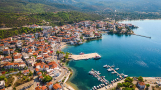 Гърция повиши цените на "златните визи" в опит да се справи с жилищната криза