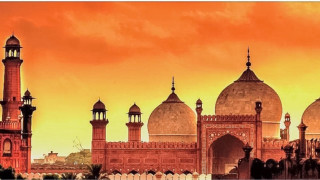 Най малко шестима души са загинали при експлозия край най големия суфитски