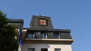 Дни след като стрелките на градския часовник в Ловеч спряха