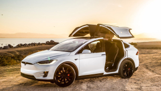 Шефът на Tesla разкрива бъдещите модели