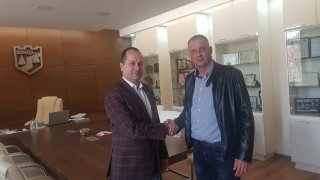 Ботев Враца обяви новия си треньор Антони Здравков е приел да