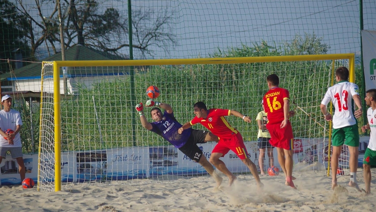 Шкорпиловци е домакин на втория кръг на първенството по плажен футбол