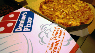 Американската верига пицарии Domino s Pizza Inc която е най голямата в