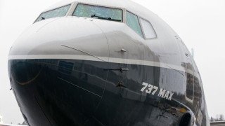 Излетелият от Москва за Берлин пътнически самолет Boeing 737 е направил