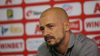 Бившият треньор на ЦСКА Нестор Ел Маестро е вариант за