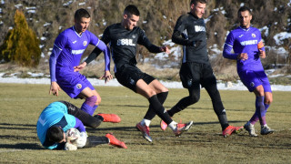 Отборите на Пирин Благоевград и Етър завършиха наравно 1 1 в