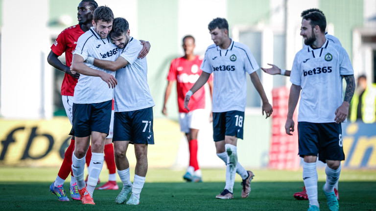 Тони Тасев се завърна в групата на Славия