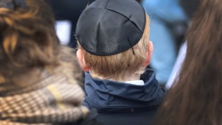 В Германия организират демонстрации „Нося кипа” в солидарност с евреите