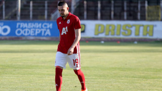 Десният бек на ЦСКА Иван Турицов със сигурност ще пропусне и