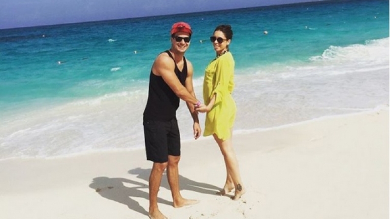 Мика Стоичкова и любимият й си подариха ваканция на Бахамите