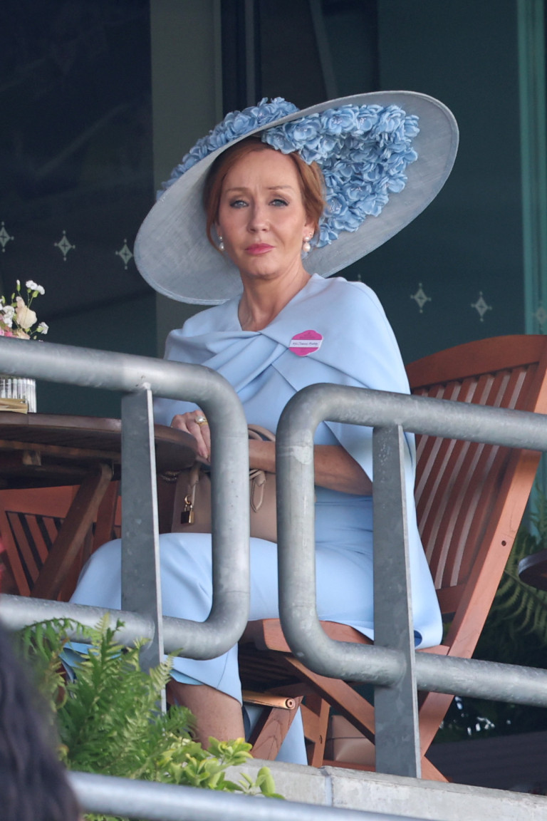 В кралската ложа на конните надбягвания Royal Ascot
