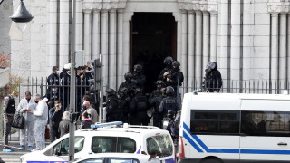 В ход е полицейска хайка за мъж във френския град