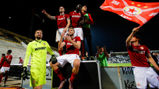 16 мача 40 точки от 48 възможни и първо място