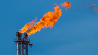 Природният газ падна под $2 700