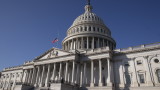  И Сенатът на Съединени американски щати одобри краткотрайното финансиране на държавното управление 