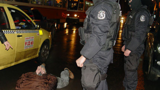 ГДБОП удари столични наркодилъри 
