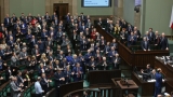  Либералната съпротива в Полша задмина ръководещите евроскептици, сочи изследване 