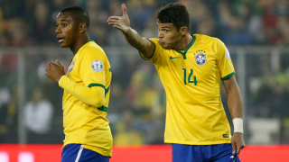 Тиаго Силва е бил помолен отново да облече екипа на