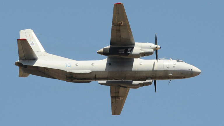 Самолет с 28 души на борда изчезна в небето над Русия